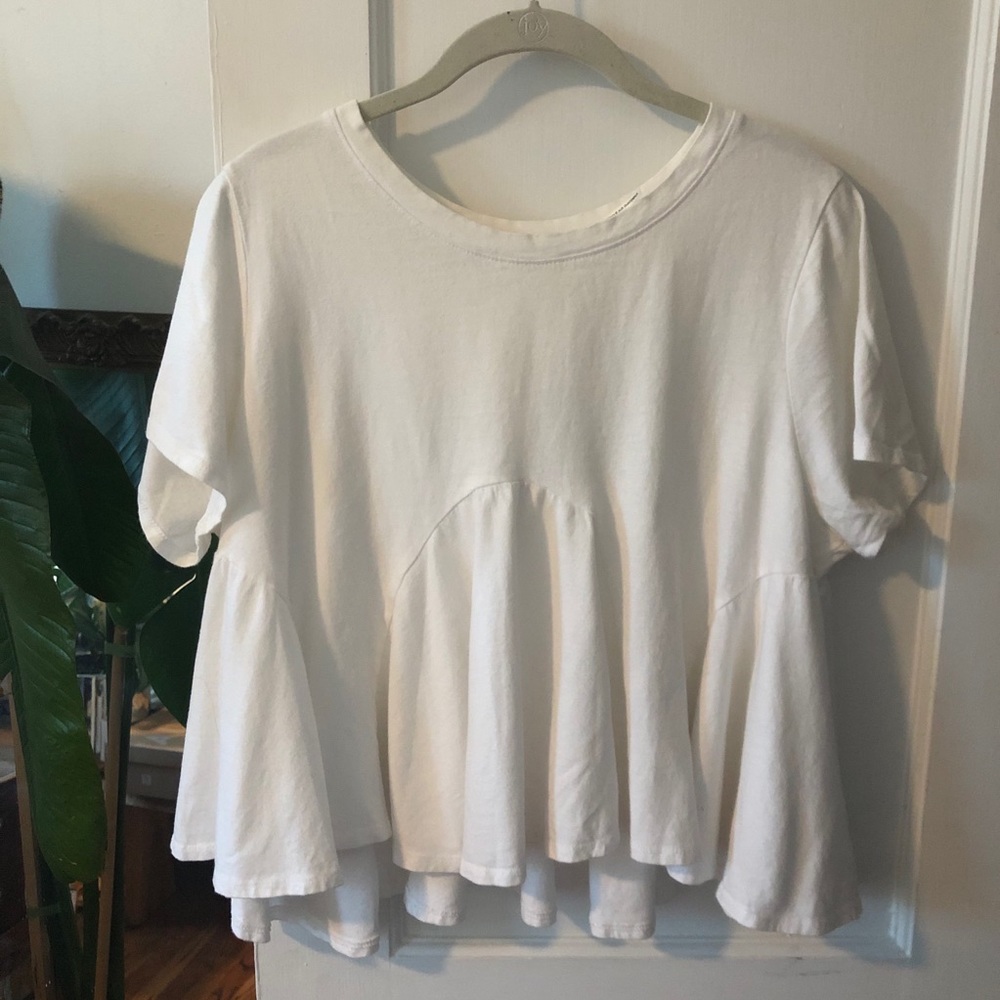 Urban Outfitters White Tee Shirt Size Small